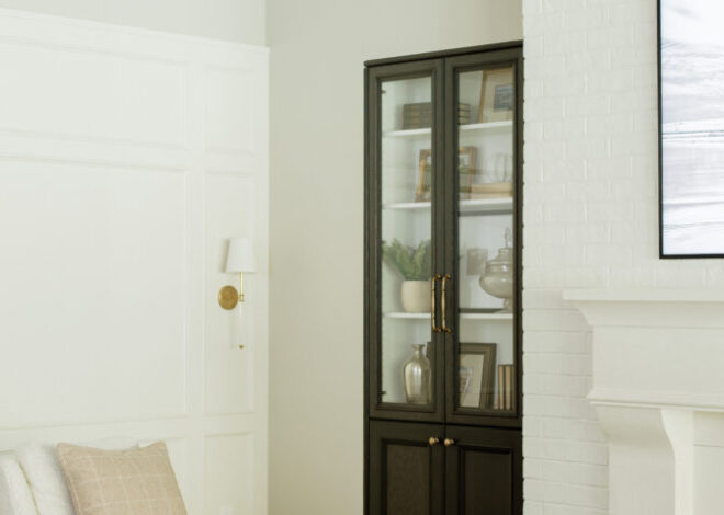 How to Create a Perfectly Styled Bookshelf Like a Pro